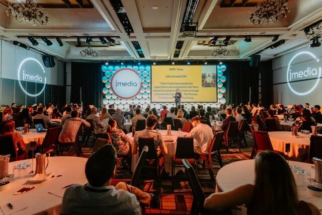 iMedia_Day2-22 Medium